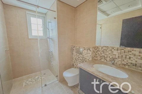 Vila v Jumeirah Park, Dubai, SAE 3 spálne, 327.67 m2 č. 733514 - Fotografia 3