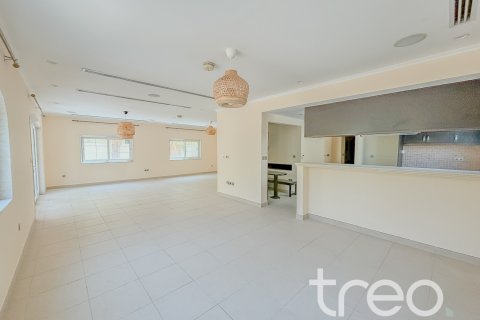 Vila v Jumeirah Park, Dubai, SAE 3 spálne, 327.67 m2 č. 733514 - Fotografia 13