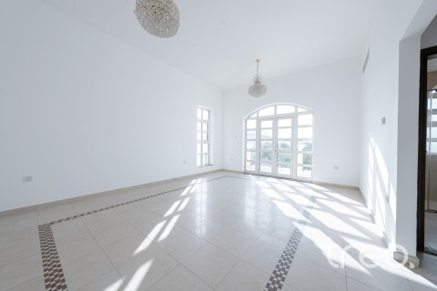 The Villa, Dubai, संयुक्त अरब अमीरात में विला, 5 बेडरूम, 492.01 वर्ग मीटर, संख्या 733516 - फ़ोटो 15