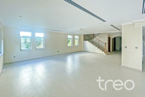 Villa zur Miete in Jumeirah Park, Dubai, VAE 4 Schlafzimmer, 402.73 m2 Nr. 733471 - Foto 3