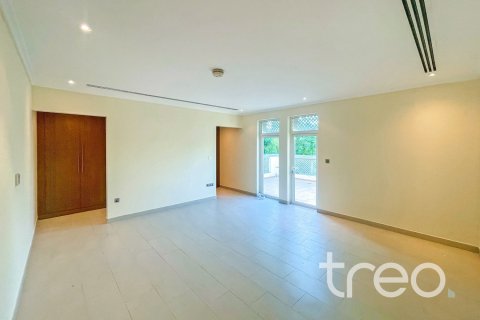 Villa zur Miete in Jumeirah Park, Dubai, VAE 4 Schlafzimmer, 402.73 m2 Nr. 733471 - Foto 10