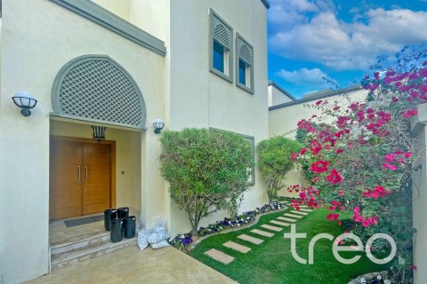 Villa zur Miete in Jumeirah Park, Dubai, VAE 4 Schlafzimmer, 402.73 m2 Nr. 733471 - Foto 20