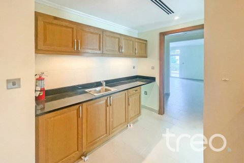 Villa zur Miete in Jumeirah Park, Dubai, VAE 4 Schlafzimmer, 402.73 m2 Nr. 733471 - Foto 7