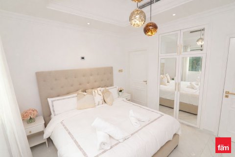 Villa zur Miete in Jumeirah Islands, Dubai, VAE 4 Schlafzimmer, 1025.9 m2 Nr. 703962 - Foto 15