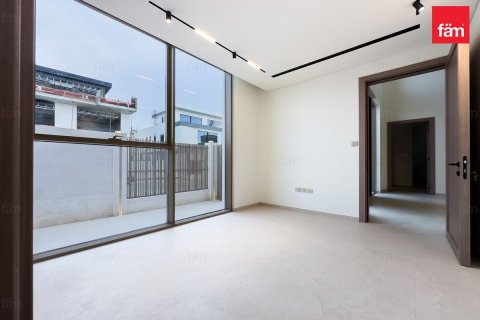 Villa te koop in Dubai, VAE 6 slaapkamers, 464.8 vr.m., nr 701350 - foto 15