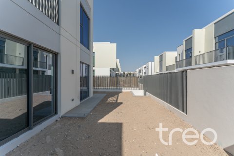 Villetta a schiera in vendita a Arabian Ranches 3, Dubai, EAU 4 camere da letto, 248.42 mq. № 733216 - foto 6