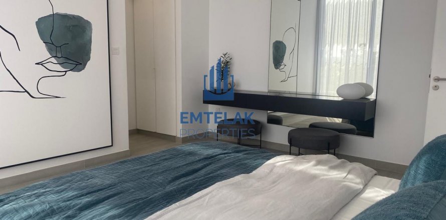 Řadový dům v Tilal City, Sharjah, SAE 4 ložnice Č.: 587629