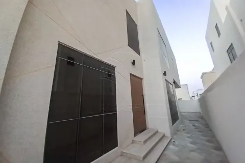 阿联酋 Abu Dhabi Al Shamkha South 待租 : 3 卧, 418 平方米 , 编号663016 - 照片 14