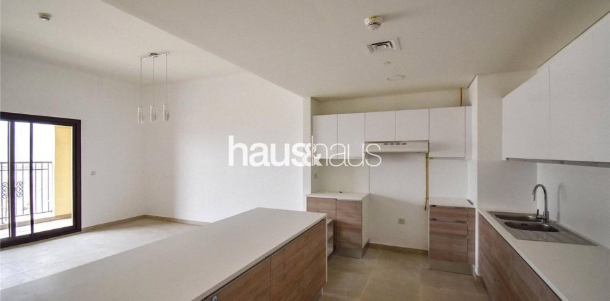 Apartmen di Jumeirah Golf Estates, Dubai, UAE 2 bilik tidur, 127 meter persegi № 625355