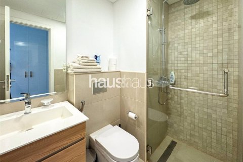 Apartmen di Jumeirah Golf Estates, Dubai, UAE 2 bilik tidur, 127 meter persegi № 625355 - foto 10