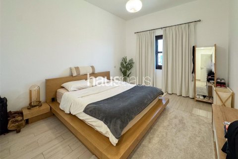Apartmen di Jumeirah Golf Estates, Dubai, UAE 2 bilik tidur, 127 meter persegi № 625355 - foto 5