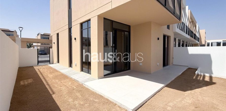 Řadový dům v Dubai South (Dubai World Central), Dubai, SAE 4 ložnice, 223 m² Č.: 625404
