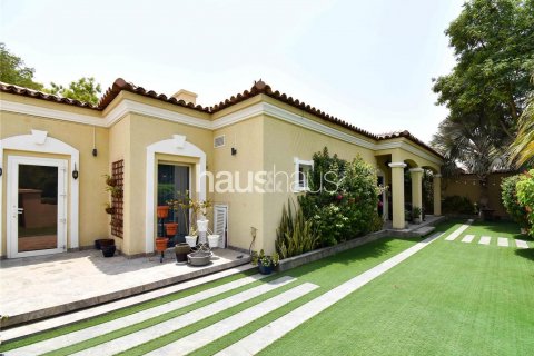 Villa in Motor City, Dubai, UAE 4 bedrooms, 399 sq.m. № 625356 - photo 21