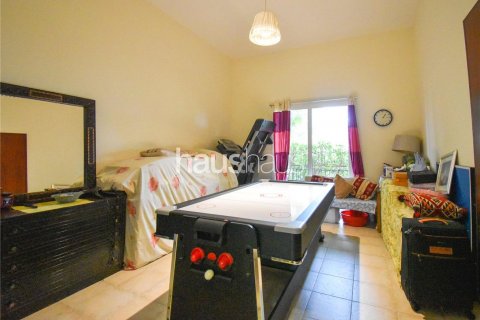 Villa in Motor City, Dubai, UAE 4 bedrooms, 399 sq.m. № 625356 - photo 18