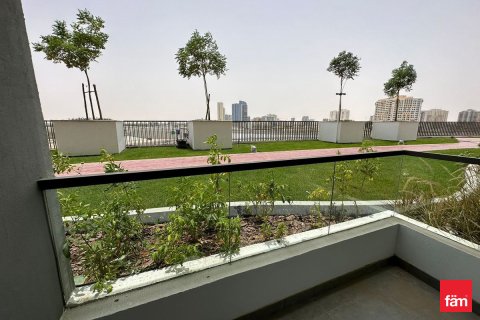 Müüa korter asukohaga Wadi Al Safa 2, Dubai, AÜE: 37.6 m² Nr 727284 - pilt 1