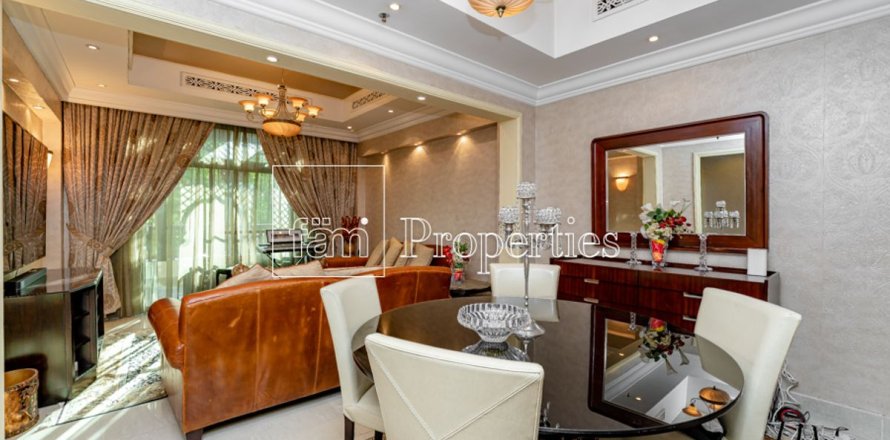 Apartament în Old Town, Dubai, EAU 1 dormitor, 97.5 mp.  №702419
