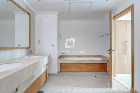 Apartament de închiriat în Dubai Marina, Dubai, EAU 3 dormitoare, 195 mp. №664570 - poză 28