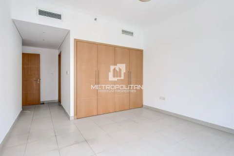 Apartament de închiriat în Dubai Marina, Dubai, EAU 3 dormitoare, 195 mp. №664570 - poză 10