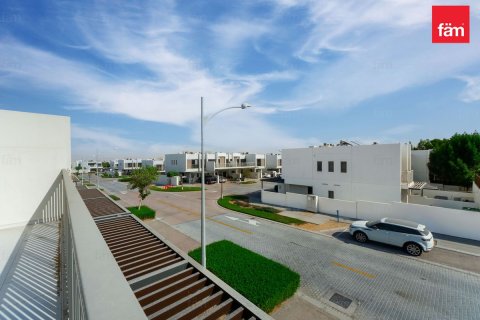 Villetta a schiera in affitto a Dubai, EAU 3 camere da letto, 174.8 mq. № 693971 - foto 7