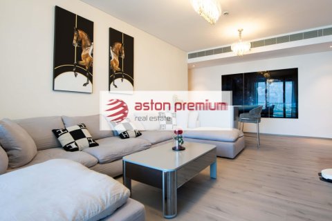 Apartament de închiriat în Jumeirah Beach Residence, Dubai, EAU 3 dormitoare, 174 mp. №753890 - poză 9
