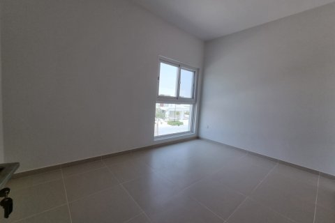Kamienica do wynajęcia w Dubai Land, Dubai, ZEA 4 sypialnie, 230 mkw., nr 701881 - zdjęcie 2