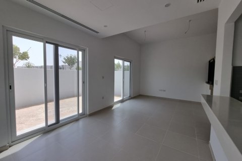 Radový dom v Dubai Land, Dubai, SAE 4 spálne, 230 m2 č. 701881 - Fotografia 1