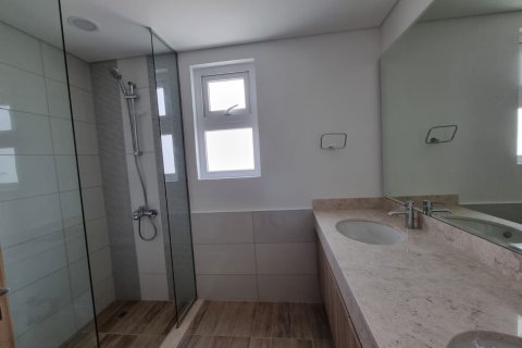Radový dom v Dubai Land, Dubai, SAE 4 spálne, 230 m2 č. 701881 - Fotografia 10