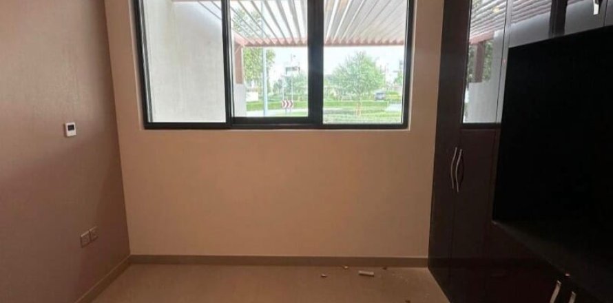 Kuća u nizu u gradu DAMAC Hills (Akoya by DAMAC), Dubai, UAE 4 spavaće sobe, 157 m2 Br. 701889