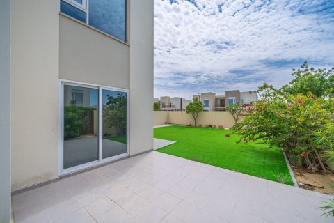 Huoneisto Dubai South (Dubai World Central), Dubai, Arabiemiraatit 3 makuuhuonetta, 302 m2 № 701886 - kuva 13