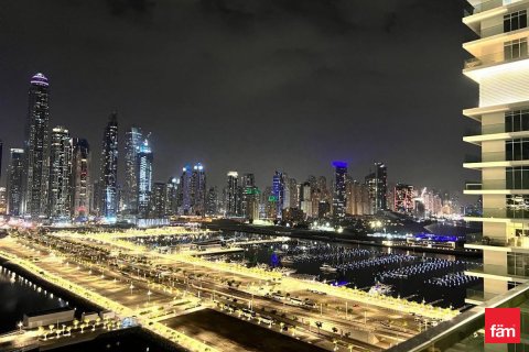 Appartamento in affitto a Dubai Harbour, Dubai, EAU 2 camere da letto, 106.9 mq. № 647009 - foto 16