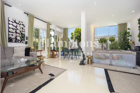 Villa te huur in The Springs, Dubai, VAE 2 slaapkamers, 166.66798200 vr.m., nr 651194 - foto 2