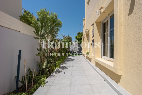 Villa te huur in The Springs, Dubai, VAE 2 slaapkamers, 166.66798200 vr.m., nr 651194 - foto 5