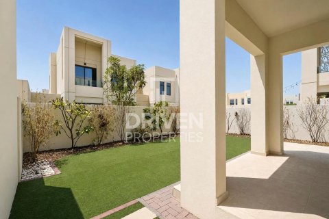 וילה להשכרה ב Reem, Dubai, איחוד האמירויות  3 חדרי שינה, 260.13 מ"ר, מספר 765614 - תמונה 2