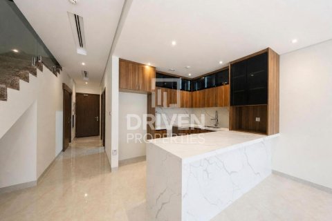 Townhouse in Al Furjan, Dubai, UAE 4 bedrooms, 166.2 sq.m. № 765618 - photo 12