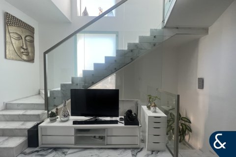 Vila u Jumeirah Village Circle, Dubai, UAE 3 spavaćih soba, 276 m2 Br. 667174 - fotografija 9