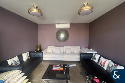 Vila u Jumeirah Village Circle, Dubai, UAE 3 spavaćih soba, 276 m2 Br. 667174 - fotografija 20