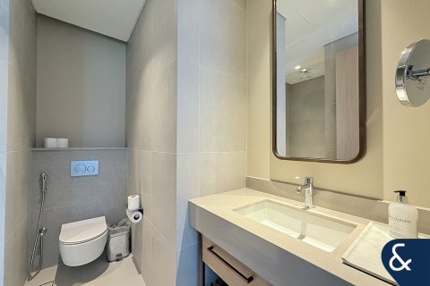 דירה למכירה ב Downtown Dubai (Downtown Burj Dubai), Dubai, איחוד האמירויות 2 חדרי שינה, 106 מ"ר, מספר 667175 - תמונה 10