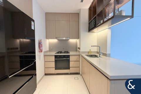 דירה למכירה ב Downtown Dubai (Downtown Burj Dubai), Dubai, איחוד האמירויות 2 חדרי שינה, 106 מ"ר, מספר 667175 - תמונה 4