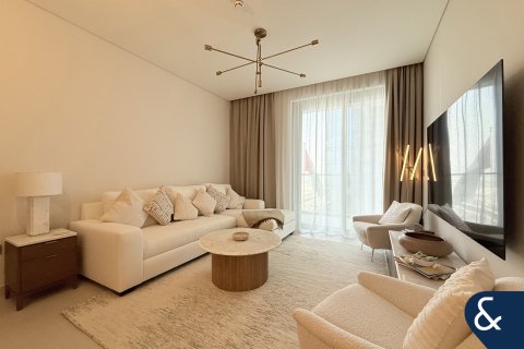 דירה למכירה ב Downtown Dubai (Downtown Burj Dubai), Dubai, איחוד האמירויות 2 חדרי שינה, 106 מ"ר, מספר 667175 - תמונה 2