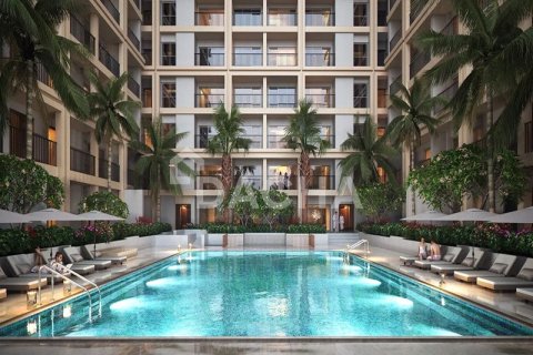 Apartment in Al Barsha, Dubai, UAE 3 bedrooms, 178 sq.m. № 714792 - photo 1
