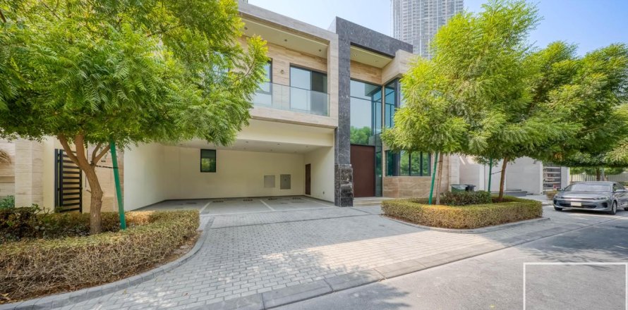 Villa en Mohammed Bin Rashid City, Dubai, EAU 5 dormitorios, 559.09 m² № 766851