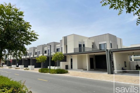 Adosado en alquiler en Arabian Ranches 3, Dubai, EAU 4 dormitorios, 223.52 m2 № 766847 - foto 1