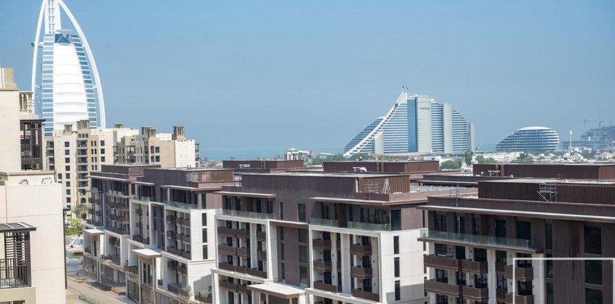 Квартира в Umm Suqeim, Дубай, ОАЕ 2 спальні, 103.4м2 № 766848
