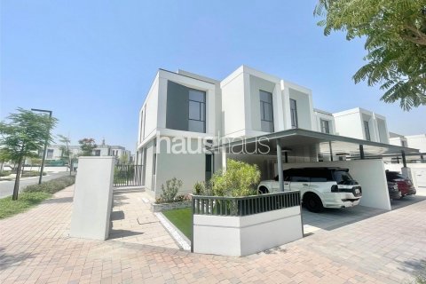 Üürile anda ridamaja asukohaga Al Furjan, Dubai, AÜE: 4 magamistoaga, 330 m² Nr 626522 - pilt 2