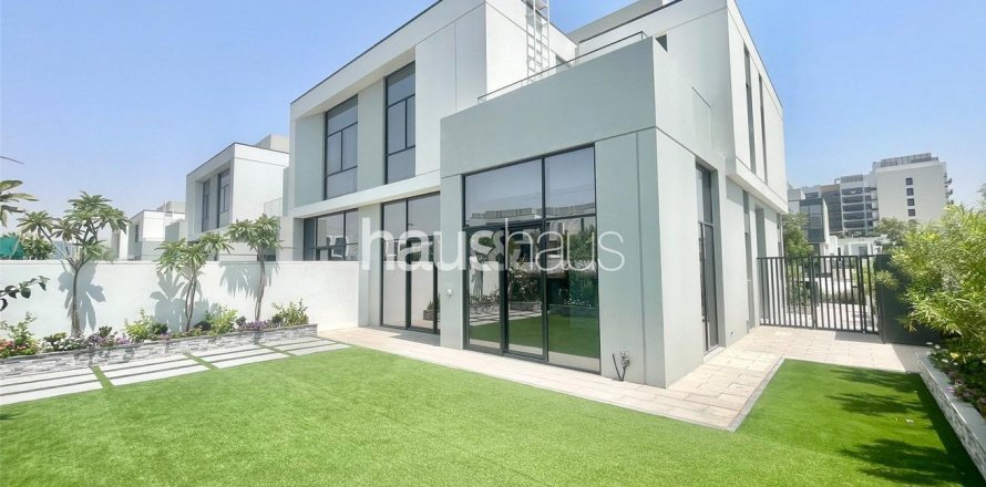 Ridamaja asukohaga Al Furjan, Dubai, AÜE: 4 magamistoaga, 330 m² Nr 626522