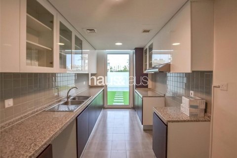 Townhouse in Mudon, Dubai, UAE 3 bedrooms, 187 sq.m. № 626517 - photo 2