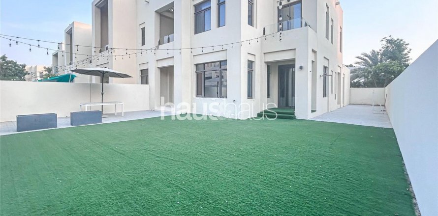 Vilë në Reem, Dubai, Emiratet e Bashkuara Arabe 3 dhoma gjumi, 338 m2. № 626523