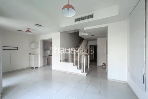 Vilë në Reem, Dubai, Emiratet e Bashkuara Arabe 3 dhoma gjumi, 338 m2. № 626523 - Foto 7