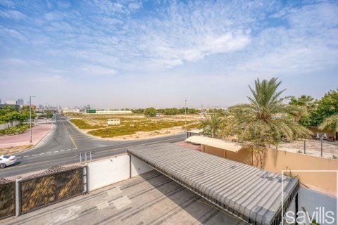 Al Barsha, Dubai, UAE의 임대용 빌라 침실 5개, 1151.72제곱미터 번호 747935 - 사진 26