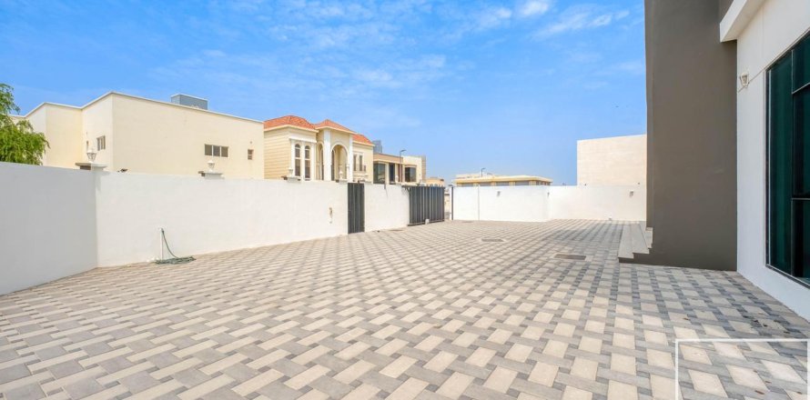 Vila u Al Barsha, Dubai, UAE 1114.84 m2, 7 spavaćih soba Br. 747936
